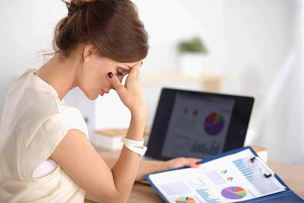 stress là nguyên nhân gây mất ngủ ở người trẻ tuổi