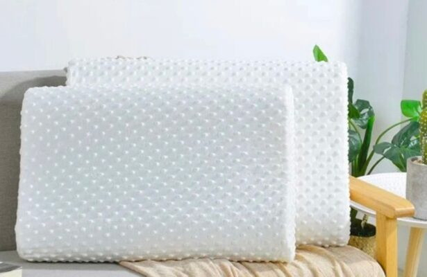 Gối cao su non có giặt được không? Cách giặt gối cao su non đúng chuẩn