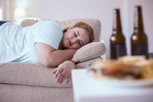Ngủ Nhiều Có Tăng Cân Không? Những Điều Cần Biết